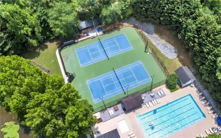 Pool and tennis 2 - Copy